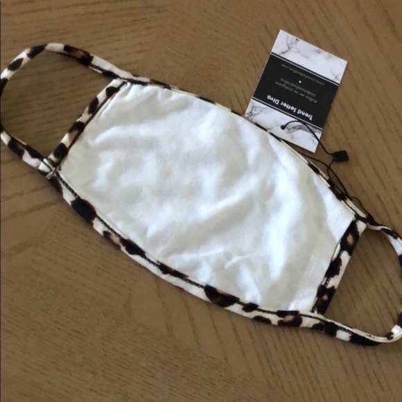 2 for 20! Leopard print Face mask - Picture 5 of 11